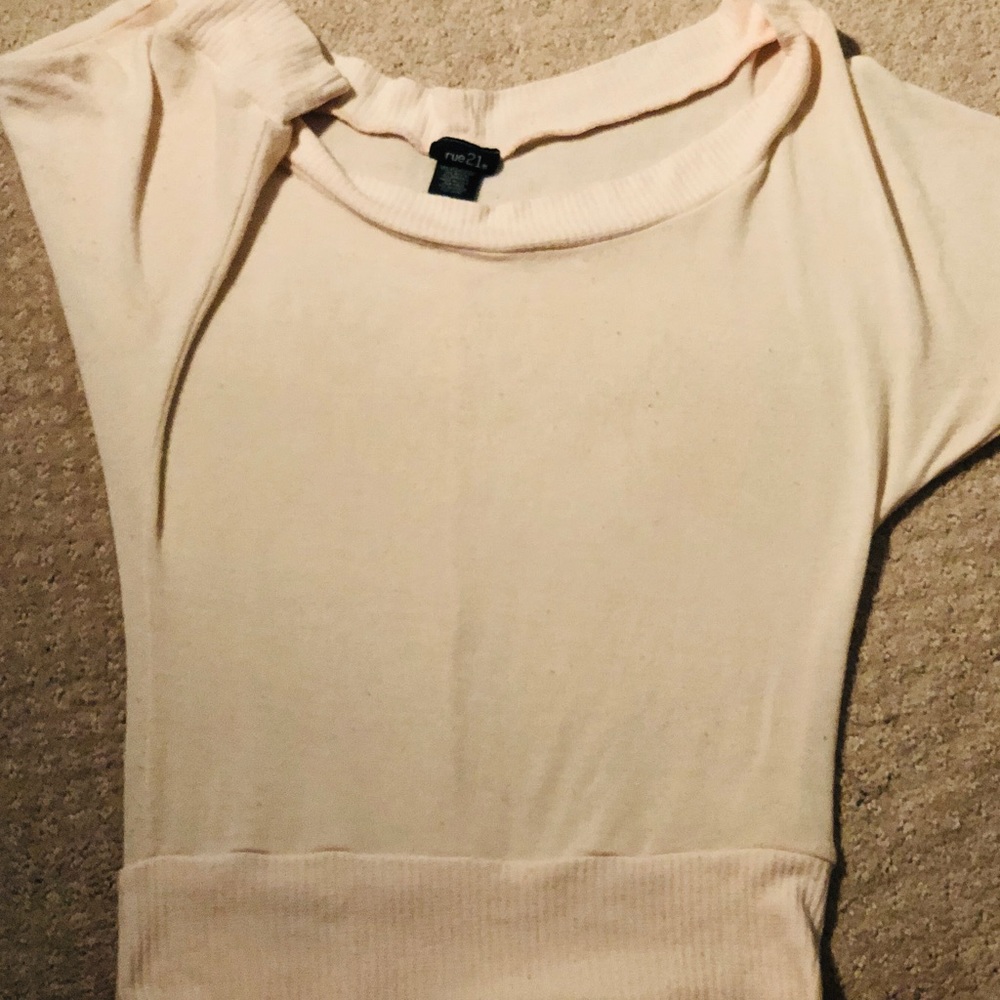rue21 Light Pink Crewneck Sweater